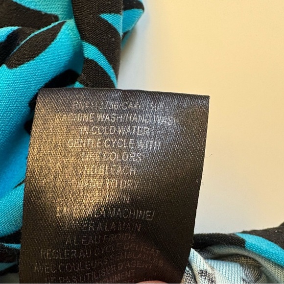 Majora maxi dress Blue & Black floral printed Backless stretchy women's Medium - Picture 6 of 10